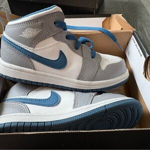 Toddler Jordan 1s